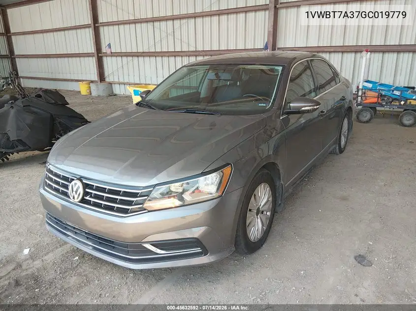 2016 Volkswagen Passat 1.8T Se VIN: 1VWBT7A37GC019779 Lot: 45632592