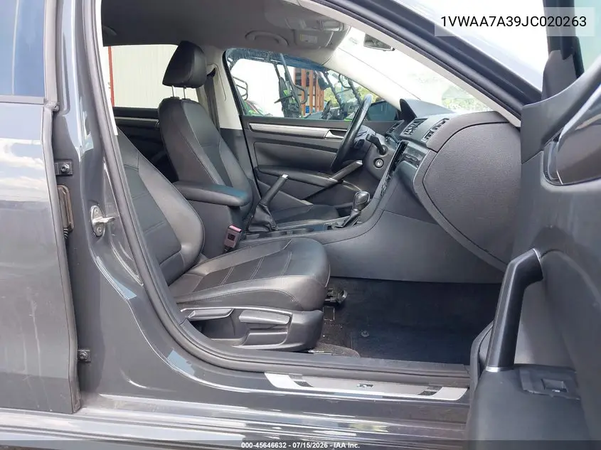 2018 Volkswagen Passat 2.0T R-Line/2.0T S VIN: 1VWAA7A39JC020263 Lot: 45646632
