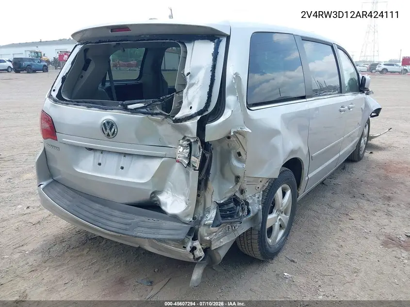 2010 Volkswagen Routan Se VIN: 2V4RW3D12AR424111 Lot: 45607294