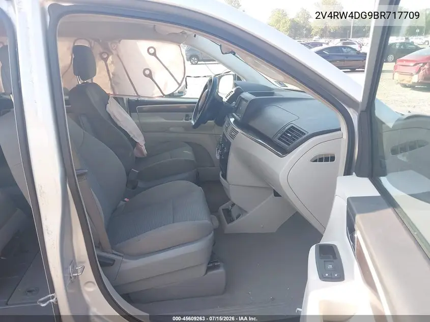 2011 Volkswagen Routan S VIN: 2V4RW4DG9BR717709 Lot: 45609263