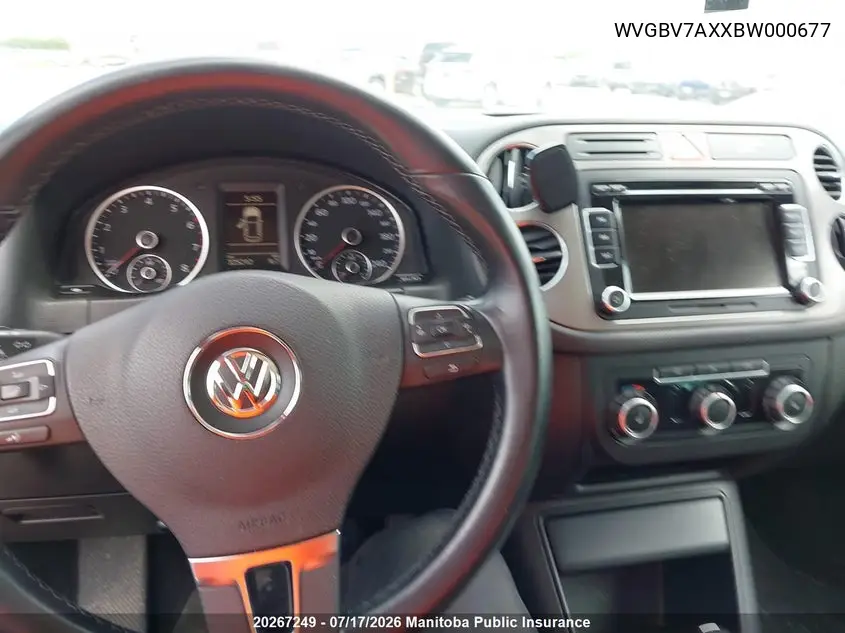 2011 Volkswagen Tiguan 2.0 Tsi VIN: WVGBV7AXXBW000677 Lot: 20267249