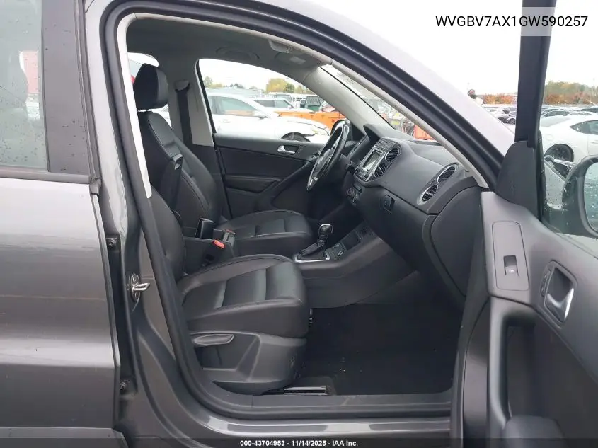 WVGBV7AX1GW590257 2016 Volkswagen Tiguan S