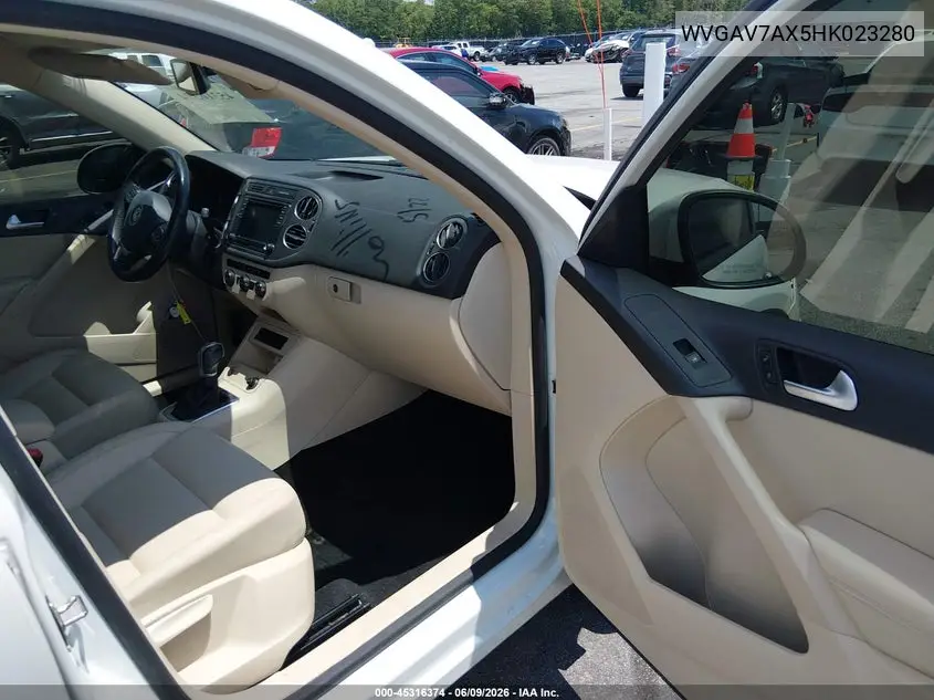 2017 Volkswagen Tiguan 2.0T/2.0T S VIN: WVGAV7AX5HK023280 Lot: 45316374