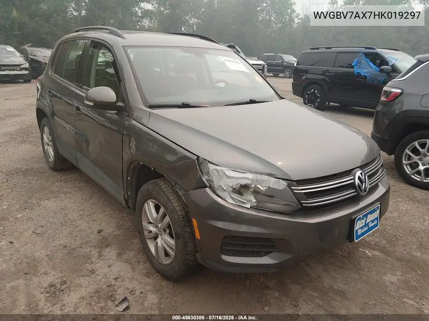 2017 Volkswagen Tiguan 2.0T/2.0T S VIN: WVGBV7AX7HK019297 Lot: 45630386