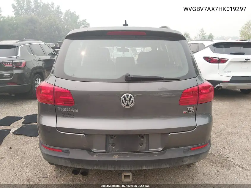 2017 Volkswagen Tiguan 2.0T/2.0T S VIN: WVGBV7AX7HK019297 Lot: 45630386