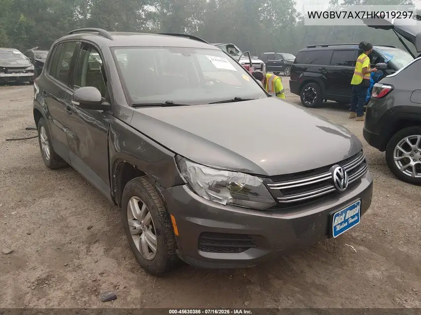 2017 Volkswagen Tiguan 2.0T/2.0T S VIN: WVGBV7AX7HK019297 Lot: 45630386