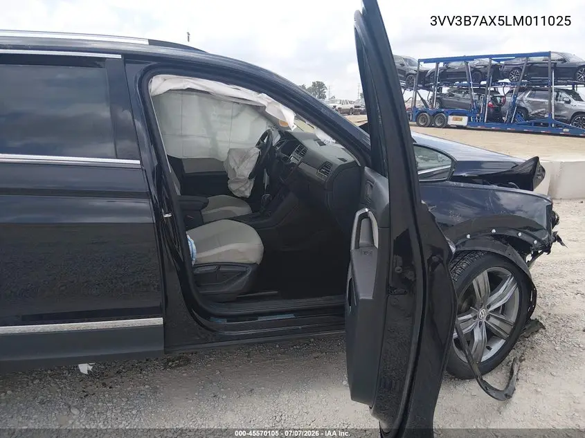 2020 Volkswagen Tiguan 2.0T Se/2.0T Se R-Line Black/2.0T Sel VIN: 3VV3B7AX5LM011025 Lot: 45570105