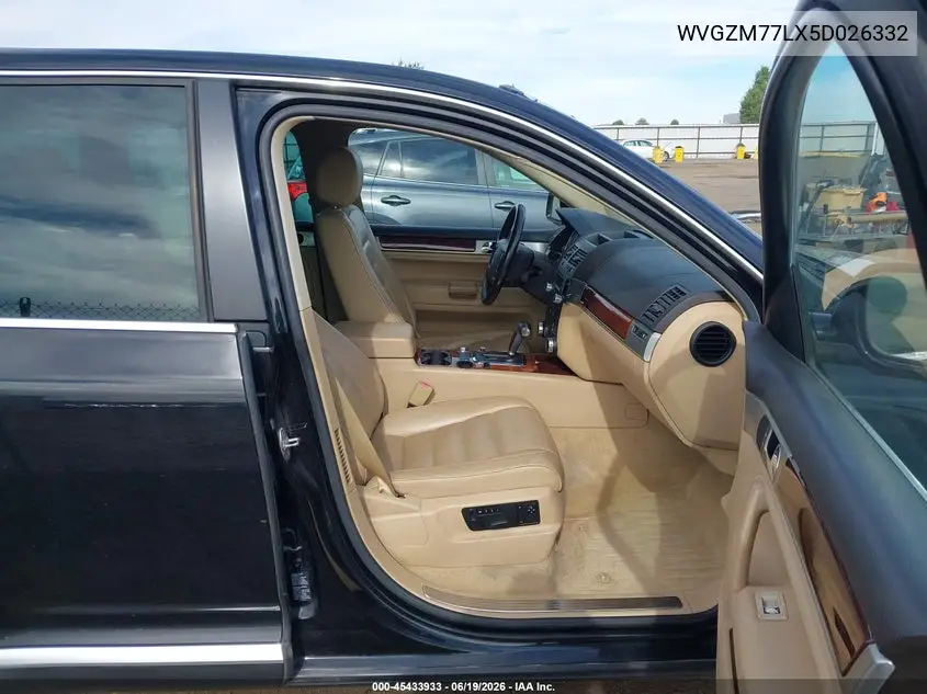 2005 Volkswagen Touareg V8 VIN: WVGZM77LX5D026332 Lot: 45433933