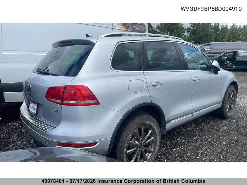 2011 Volkswagen Touareg V6 VIN: WVGDF9BP5BD004910 Lot: 40078401