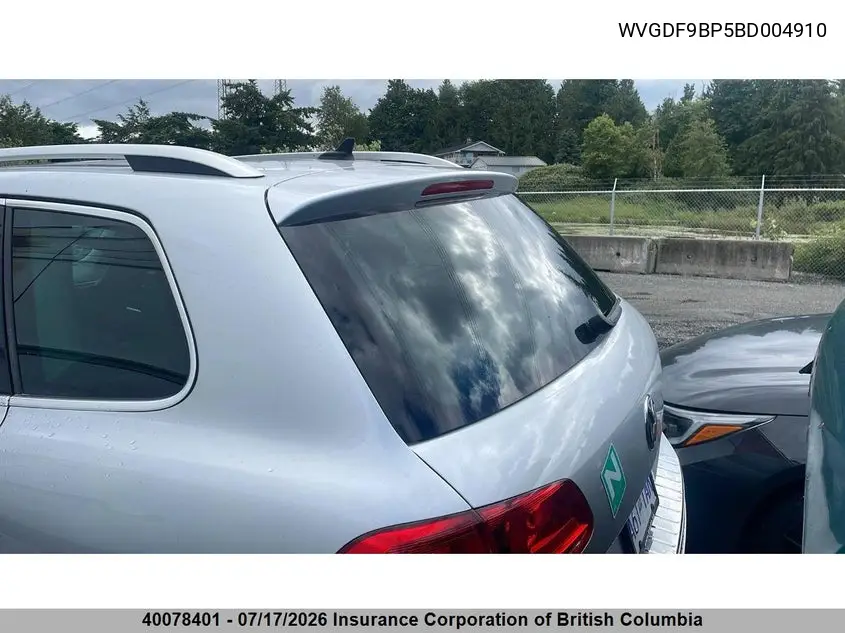 2011 Volkswagen Touareg V6 VIN: WVGDF9BP5BD004910 Lot: 40078401