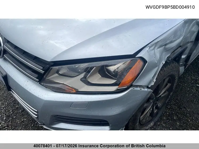 2011 Volkswagen Touareg V6 VIN: WVGDF9BP5BD004910 Lot: 40078401