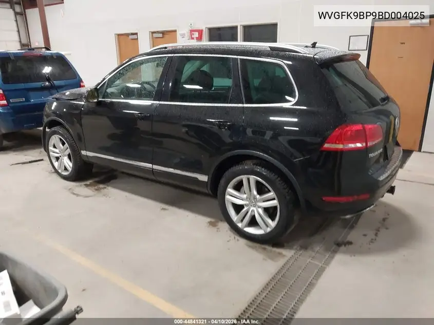 2011 Volkswagen Touareg Tdi Executive VIN: WVGFK9BP9BD004025 Lot: 44841321