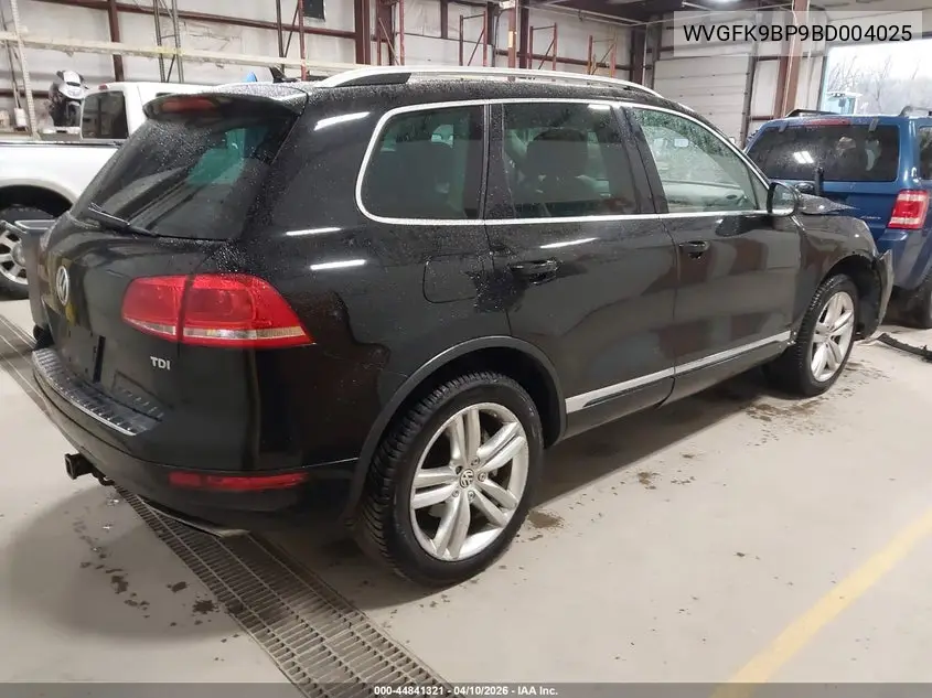 2011 Volkswagen Touareg Tdi Executive VIN: WVGFK9BP9BD004025 Lot: 44841321