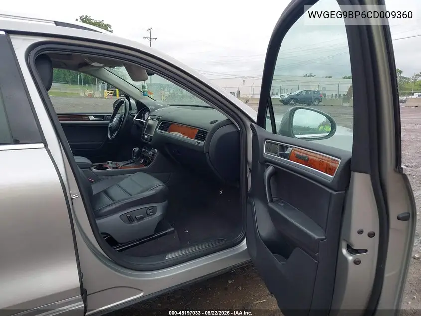 2012 Volkswagen Touareg Hybrid VIN: WVGEG9BP6CD009360 Lot: 45197033