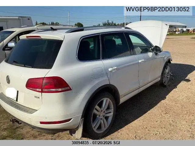 2013 Volkswagen Touareg V6 Tdi VIN: WVGEP9BP2DD013052 Lot: 30094835