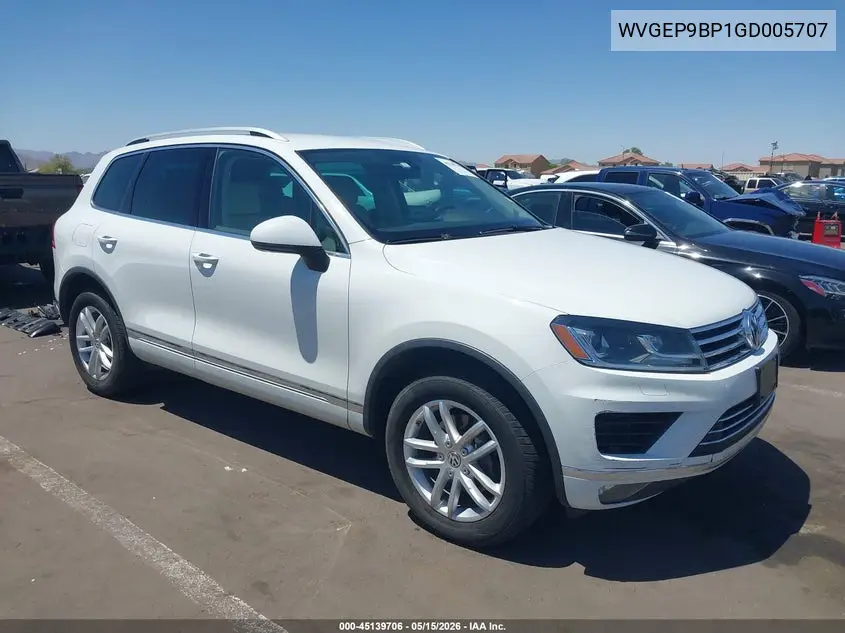2016 Volkswagen Touareg Tdi Executive/Tdi Lux/Tdi Sport W/Technology VIN: WVGEP9BP1GD005707 Lot: 45139706
