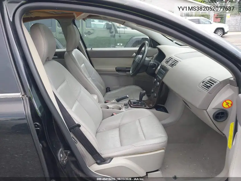 2005 Volvo S40 2.4I A/2.4I A Sr/2.4I M/2.4I M Sr VIN: YV1MS382052077637 Lot: 45415415