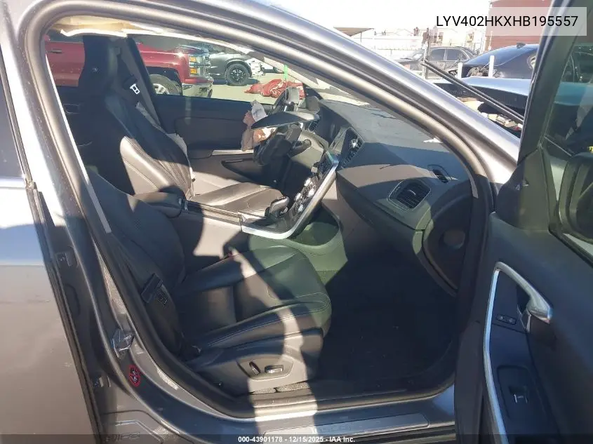 LYV402HKXHB195557 2017 Volvo S60 Inscription T5