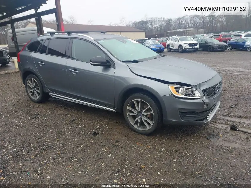 2017 Volvo V60 Cross Country T5 VIN: YV440MWK9H1029162 Lot: 43789660