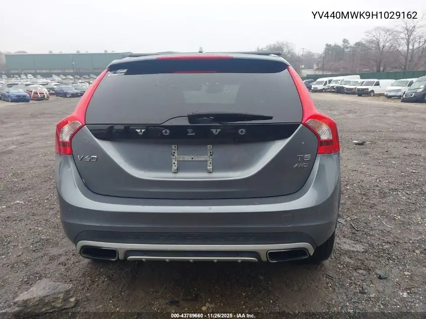 2017 Volvo V60 Cross Country T5 VIN: YV440MWK9H1029162 Lot: 43789660