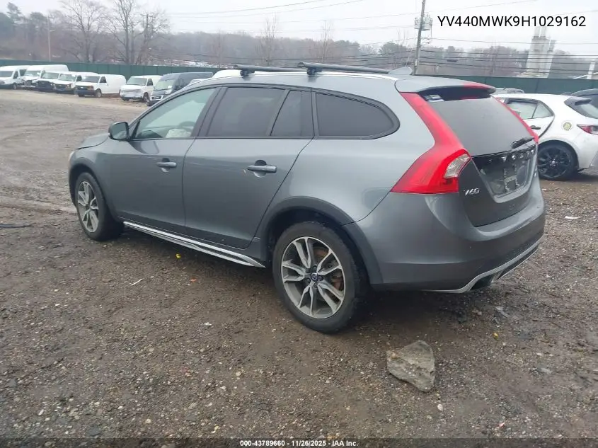 2017 Volvo V60 Cross Country T5 VIN: YV440MWK9H1029162 Lot: 43789660
