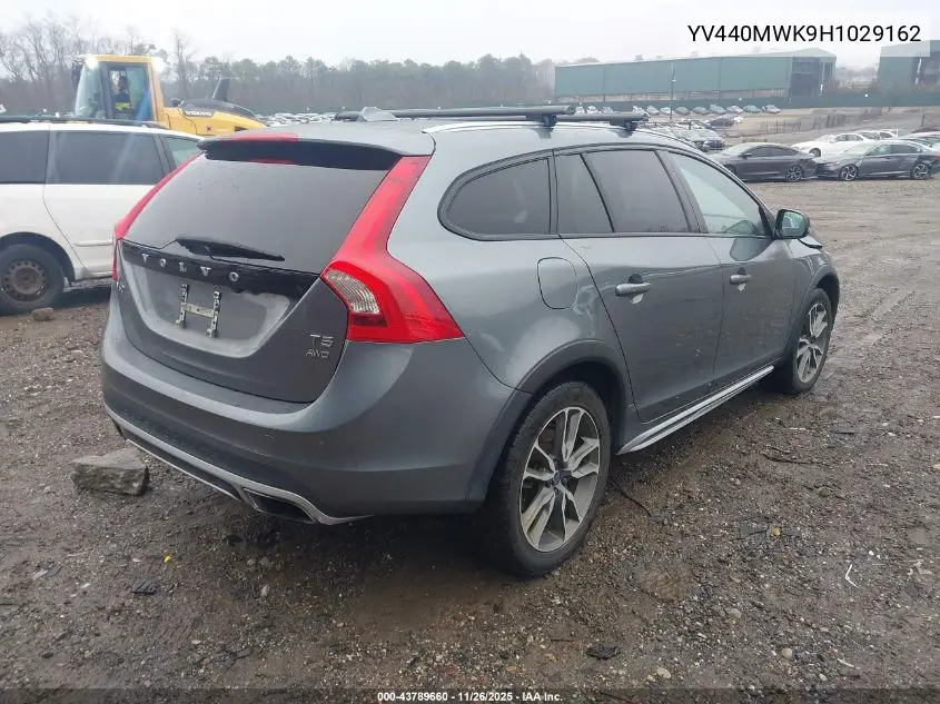 2017 Volvo V60 Cross Country T5 VIN: YV440MWK9H1029162 Lot: 43789660