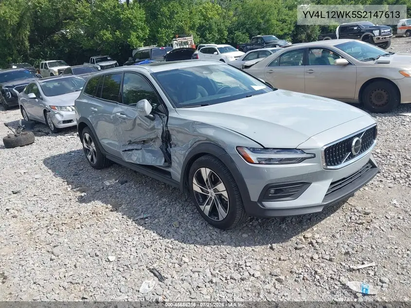 2025 Volvo V60 Cross Country Plus, B5 Awd Gas (Mild Hybrid) VIN: YV4L12WK5S2147613 Lot: 45686256