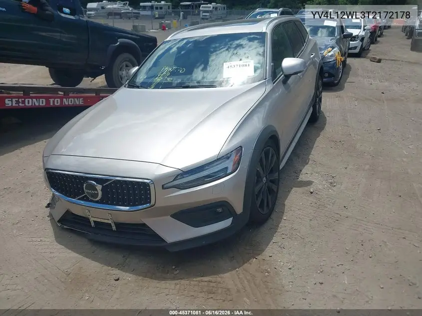 2026 Volvo V60 Cross Country Ultra, B5 Awd Gas (Mild Hybrid) VIN: YV4L12WL3T2172178 Lot: 45371081