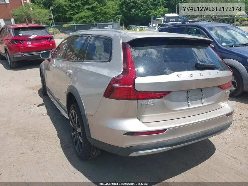2026 Volvo V60 Cross Country Ultra, B5 Awd Gas (Mild Hybrid) VIN: YV4L12WL3T2172178 Lot: 45371081