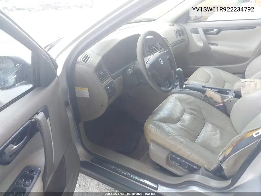 2002 Volvo V70 2.4 VIN: YV1SW61R922234792 Lot: 45277748