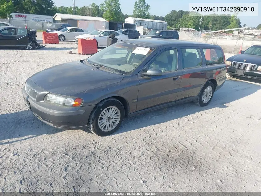2004 Volvo V70 2.4 VIN: YV1SW61T342390910 Lot: 44927248