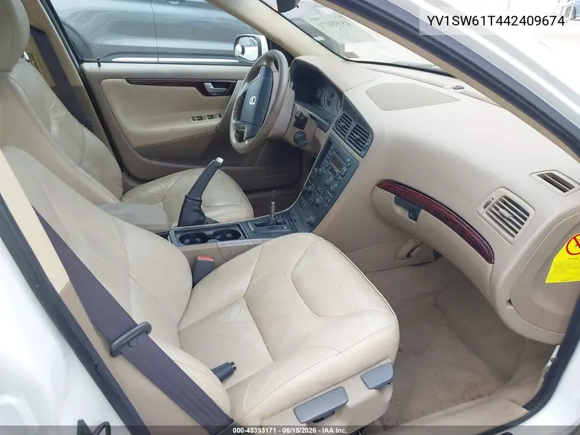 2004 Volvo V70 2.4 VIN: YV1SW61T442409674 Lot: 45393171