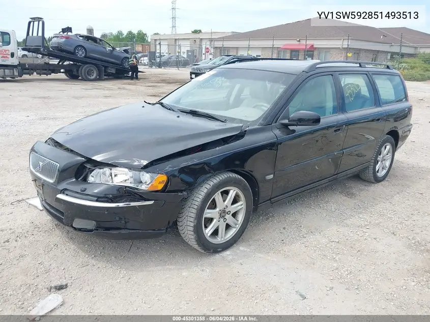 2005 Volvo V70 2.5T VIN: YV1SW592851493513 Lot: 45301358