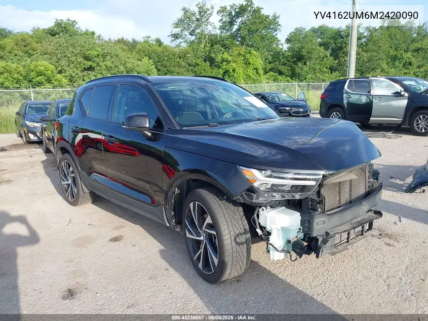 2021 Volvo Xc40 T5 R-Design VIN: YV4162UM6M2420090 Lot: 45236087
