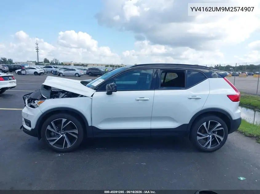2021 Volvo Xc40 T5 R-Design VIN: YV4162UM9M2574907 Lot: 45391285