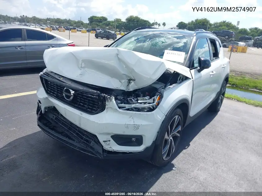 2021 Volvo Xc40 T5 R-Design VIN: YV4162UM9M2574907 Lot: 45391285