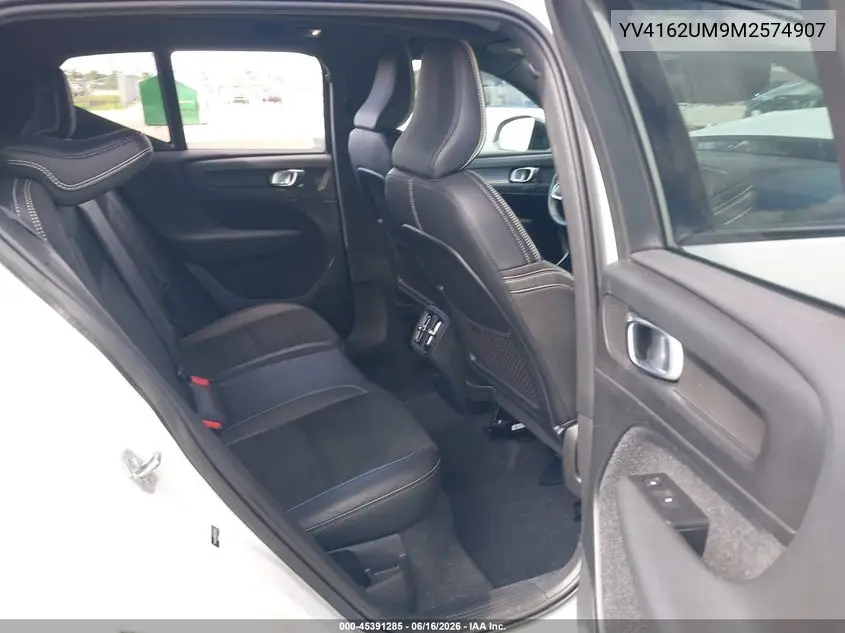 2021 Volvo Xc40 T5 R-Design VIN: YV4162UM9M2574907 Lot: 45391285