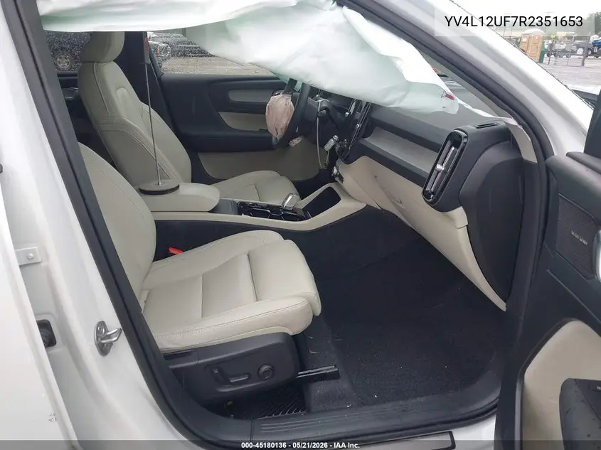 2024 Volvo Xc40 B5 Ultimate Bright Theme VIN: YV4L12UF7R2351653 Lot: 45180136