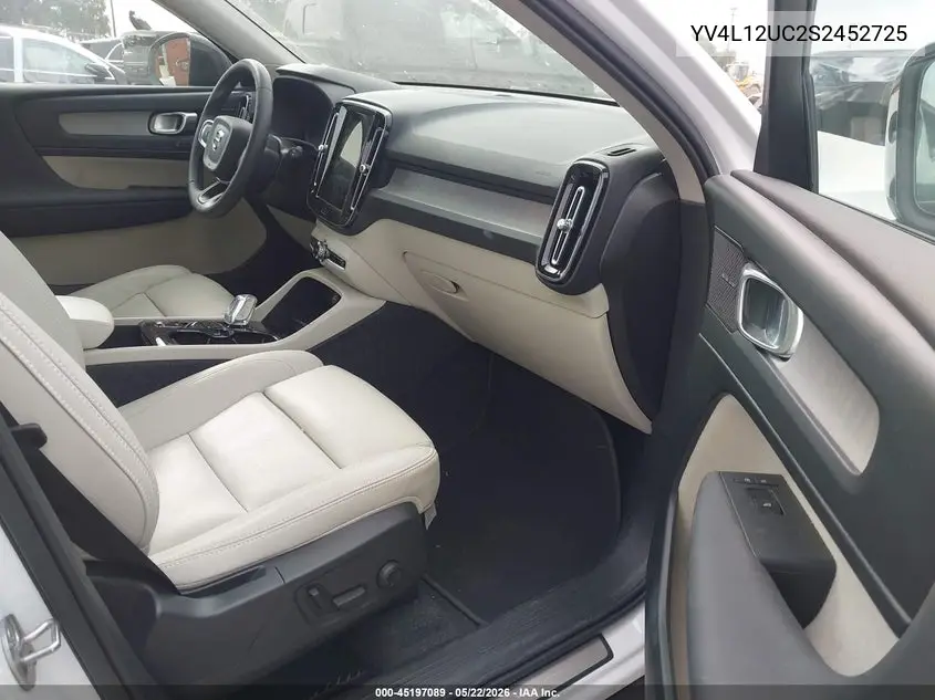 2025 Volvo Xc40 B5 Plus Dark Theme VIN: YV4L12UC2S2452725 Lot: 45197089