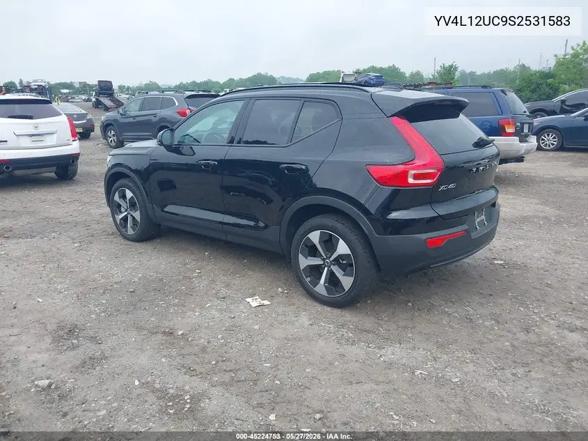 2025 Volvo Xc40 B5 Plus Dark Theme VIN: YV4L12UC9S2531583 Lot: 45224753