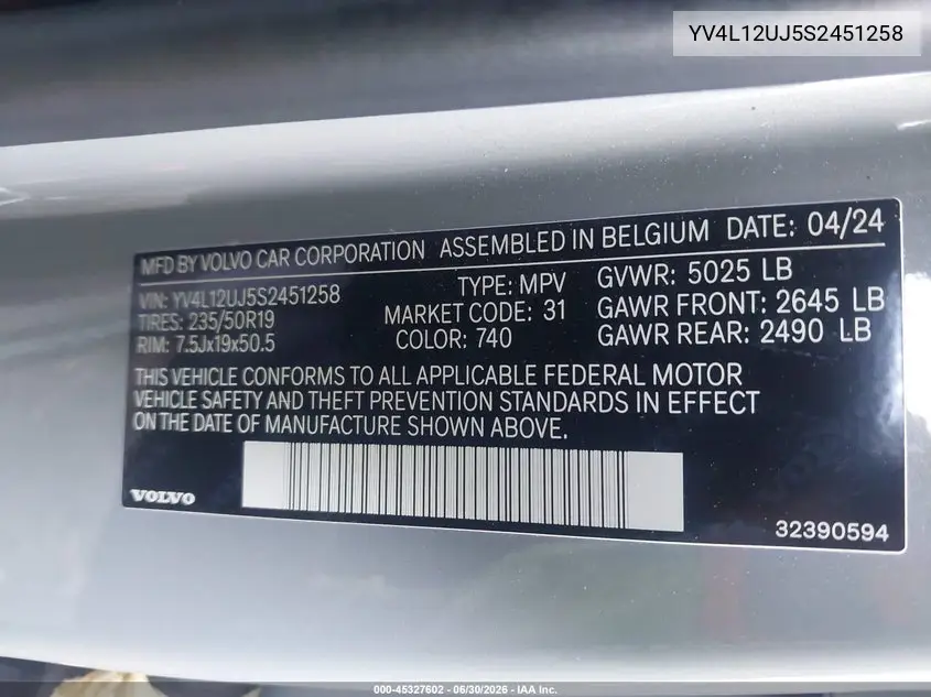 2025 Volvo Xc40 B5 Core Bright Theme VIN: YV4L12UJ5S2451258 Lot: 45327602
