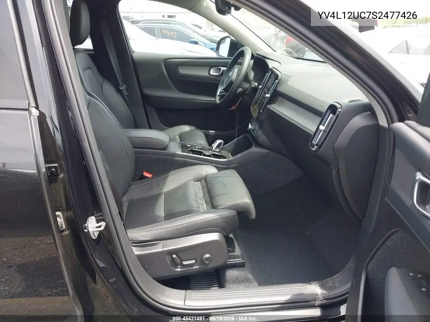2025 Volvo Xc40 B5 Plus Dark Theme VIN: YV4L12UC7S2477426 Lot: 45421491