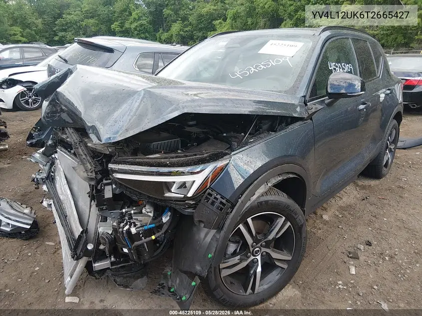 2026 Volvo Xc40 Core, B5 Awd Gas (Mild Hybrid), Dark VIN: YV4L12UK6T2665427 Lot: 45225109