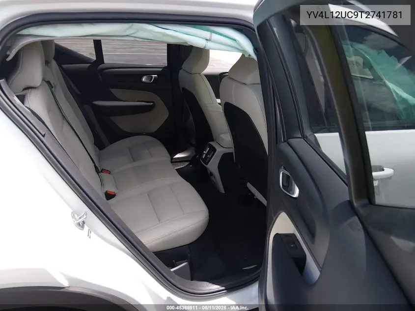 2026 Volvo Xc40 Plus, B5 Awd Gas (Mild Hybrid), Dark VIN: YV4L12UC9T2741781 Lot: 45366911