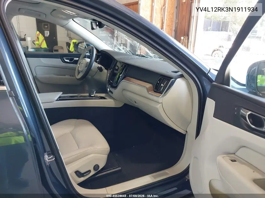 2022 Volvo Xc60 B5 Momentum VIN: YV4L12RK3N1911934 Lot: 45539048
