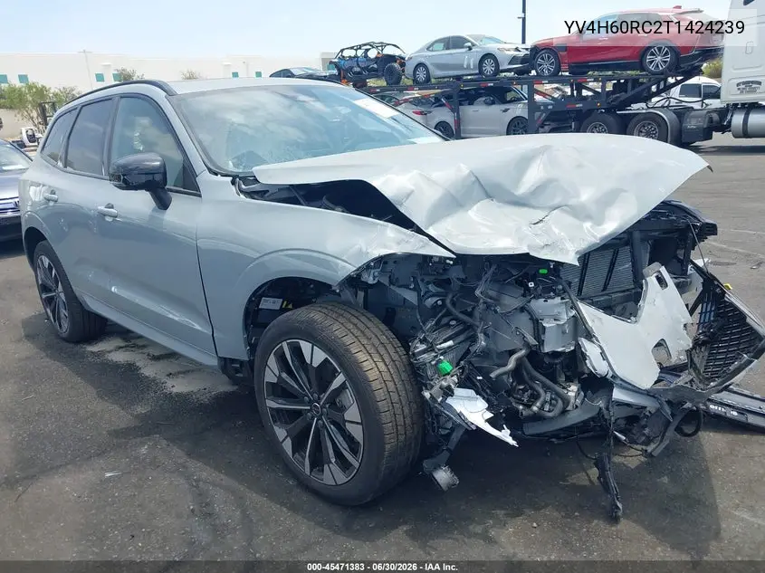 2026 Volvo Xc60 Plug-In Hybrid Plus, T8 Awd Electric/Gasoline, Dark VIN: YV4H60RC2T1424239 Lot: 45471383