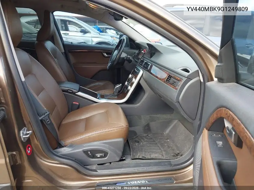 2016 Volvo Xc70 T5 Drive-E Premier VIN: YV440MBK9G1249809 Lot: 43271256