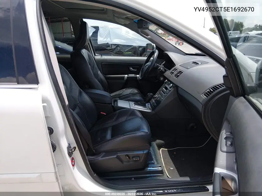 2014 Volvo Xc90 3.2 R-Design Platinum VIN: YV4952CT5E1692670 Lot: 45239220