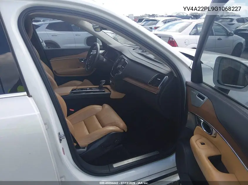 2016 Volvo Xc90 T6 Inscription VIN: YV4A22PL9G1068227 Lot: 45594442