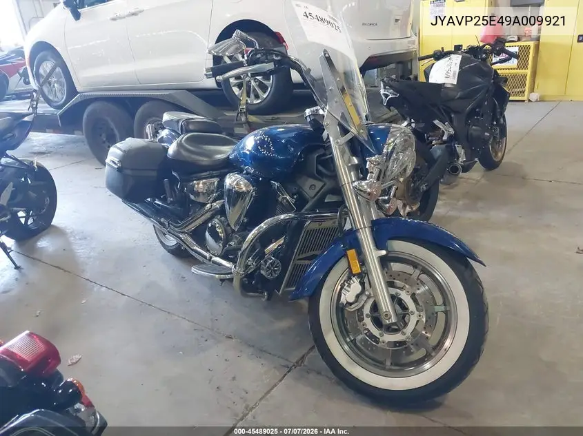 2009 Yamaha Xvs1300 Ct VIN: JYAVP25E49A009921 Lot: 45489025